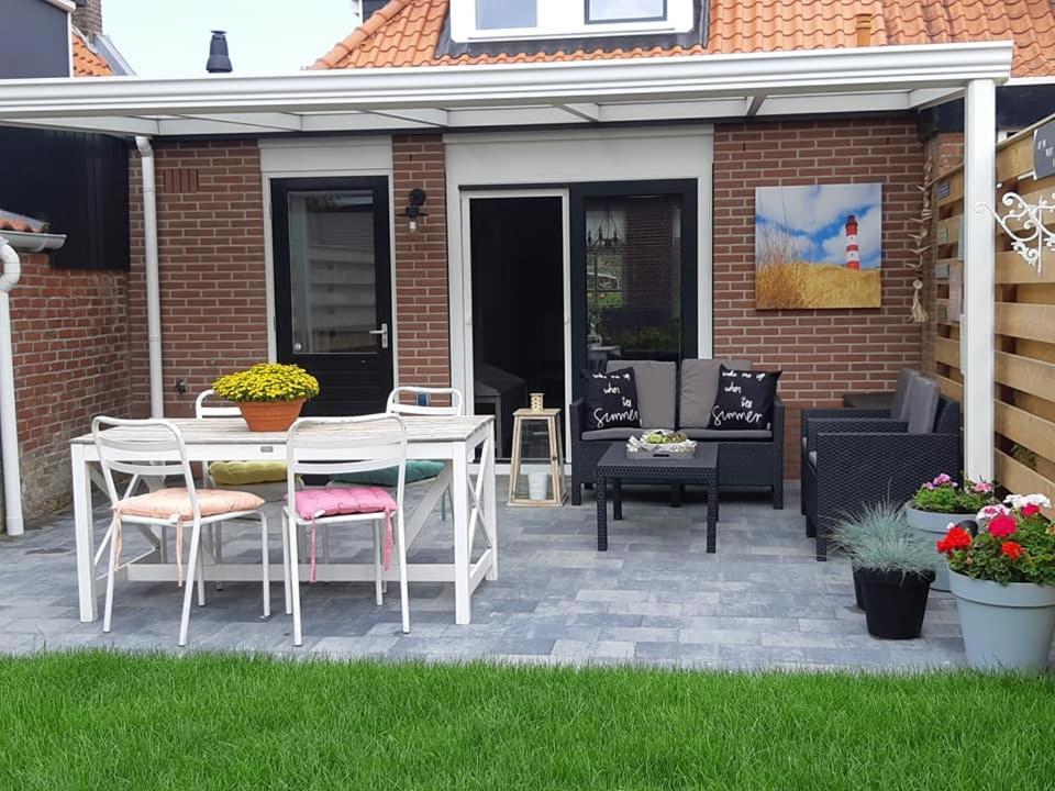 Wad'Ngeluk Villa Paesens Exterior photo